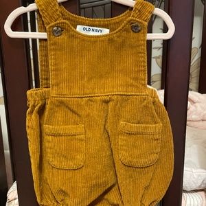 Corduroy romper